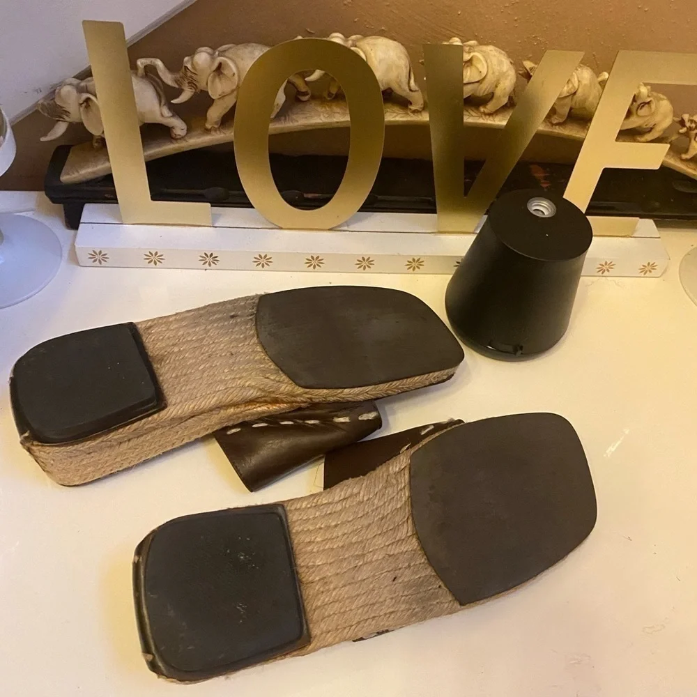 Yves Saint Laurent brown leather espadrille mules.  Size 7